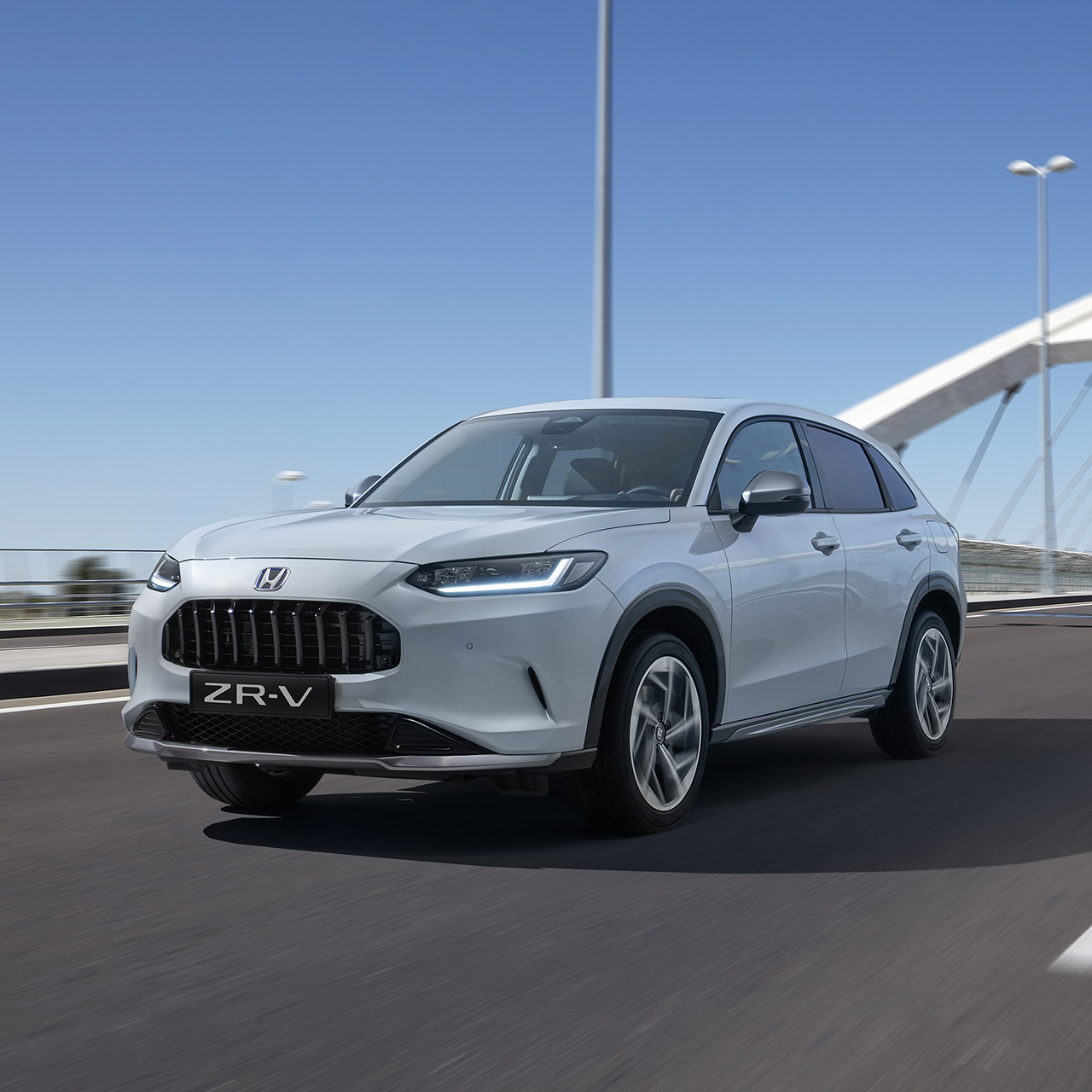 Front three quarter Honda ZR-V in bridge location